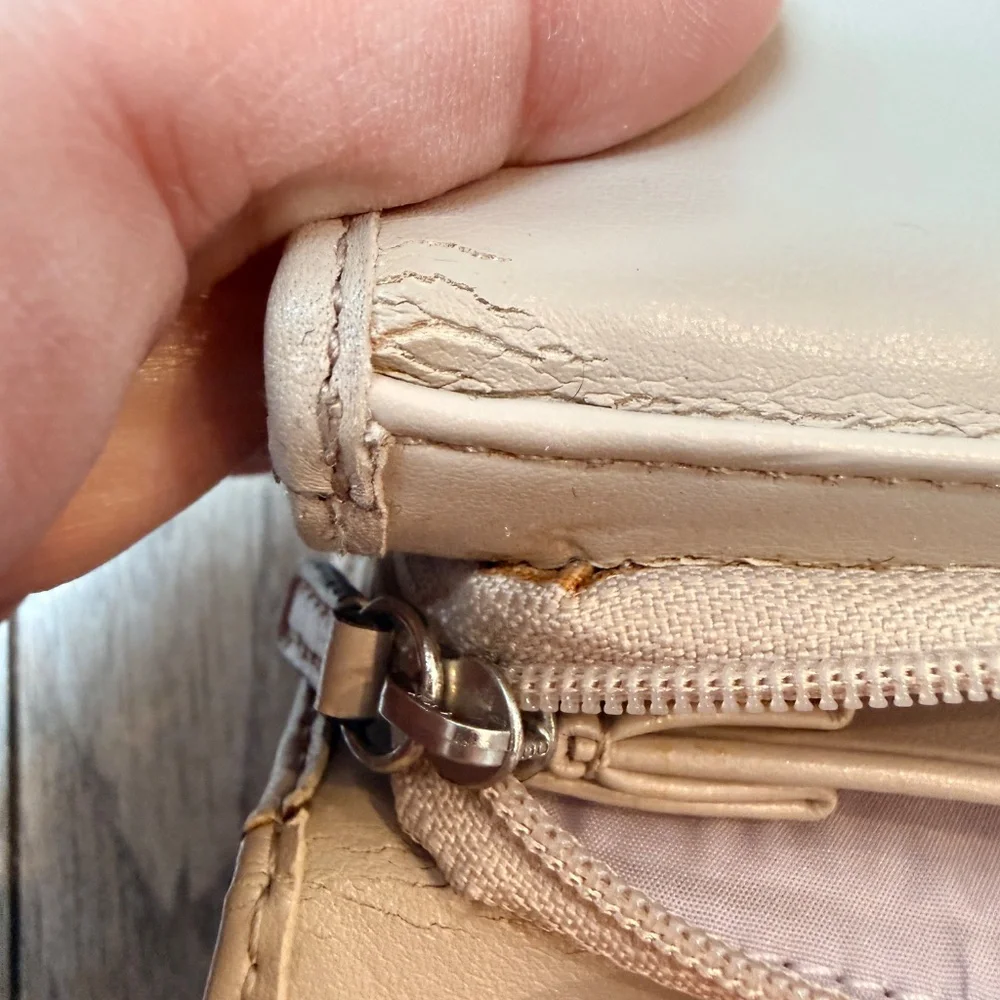Authentic Coach beige wallet